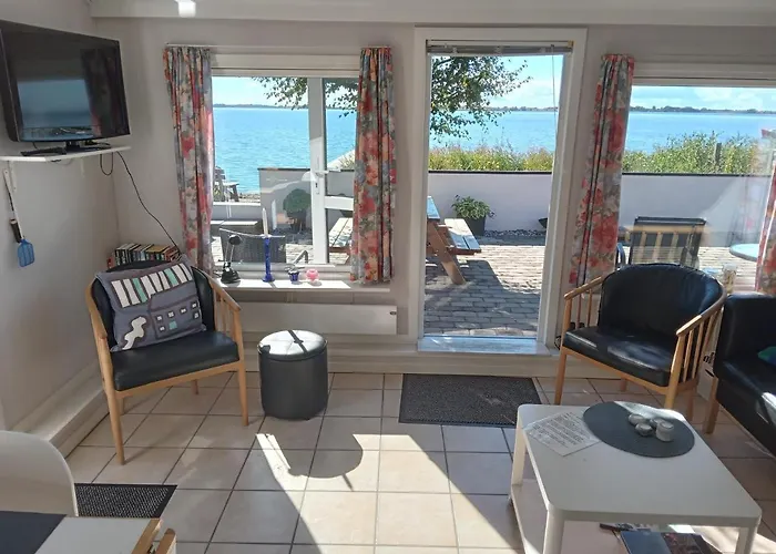 Strand Huset